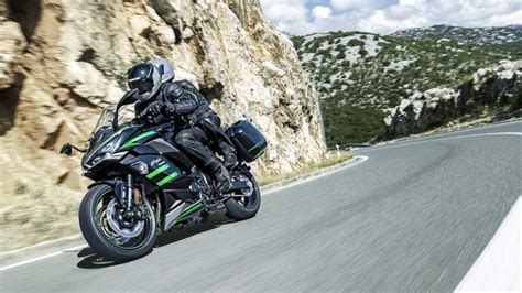 Kawasaki Ninja 1000 ABS News and Reviews | RideApart.com