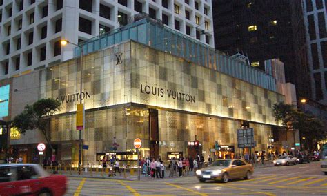 File:Louis Vuitton The Landmark Hong Kong.jpg - 維基百科，自由的百科全書