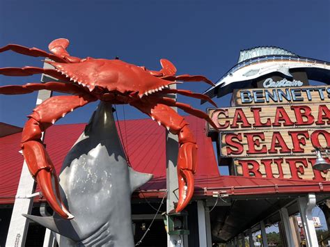 Giant Crab Seafood Restaurant Myrtle Beach South Carolina | Kids Matttroy