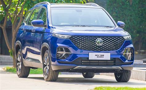 Six-Seater MG Hector Plus Bookings Open; Specs & Features Revealed