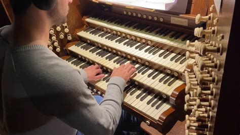 Vierne - Carillon de Westminster at Westminster Cathedral | Played by ...