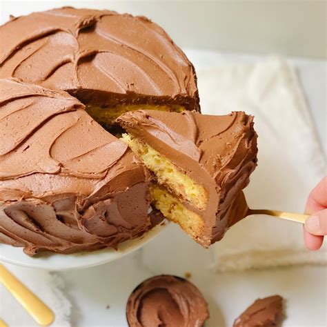 Easy Yellow Cake with Chocolate Fudge Frosting - Plum Street Collective | Recipe | Chocolate ...