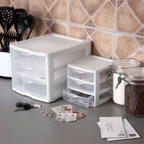 Little Drawers With Large Plastic Storage Containers