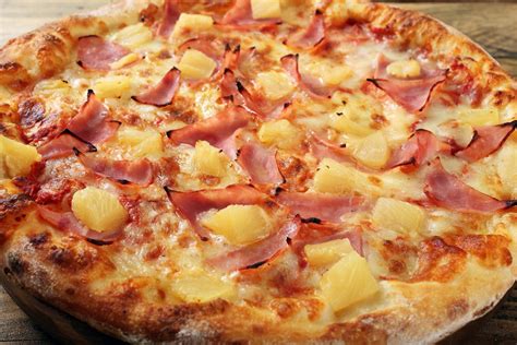 Alleged Inventor of Controversial 'Hawaiian' Pizza Dies in Canada - NBC News