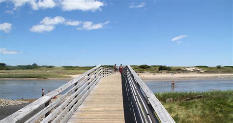 ogunquit-footbridge-beach-bridge | Misty Harbor Resort in Wells Beach Maine