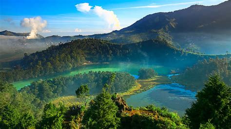 Telaga Warna Dieng – Excellent Tours and Travel