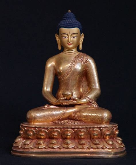 High quality copper Buddha statue - Nepal - late 20th century - Catawiki