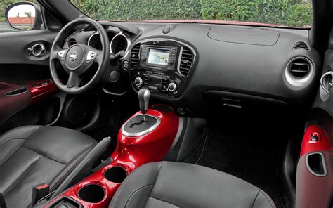 Nissan Juke Interior - Discover 14 Videos & 95 Images