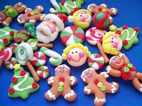 Pin by Isabelle c on act noel | Christmas clay, Clay crafts, Christmas figurines