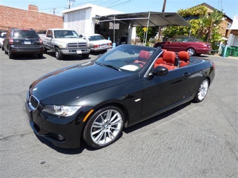 2010 BMW 328i Convertible 3.0L, **M Sport Package** Heated seats, Nav, Bluetooth - WBAWR3C53AP463409