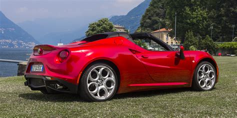 Alfa Romeo 4C Spider Review - photos | CarAdvice