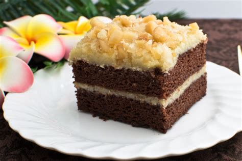 Top 12 Hawaiian Desserts for Your Sweet Tooth - Flavorverse