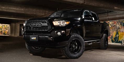 2019 Toyota Tacoma – Lifted Blackout Build – VIP Auto Accessories Blog