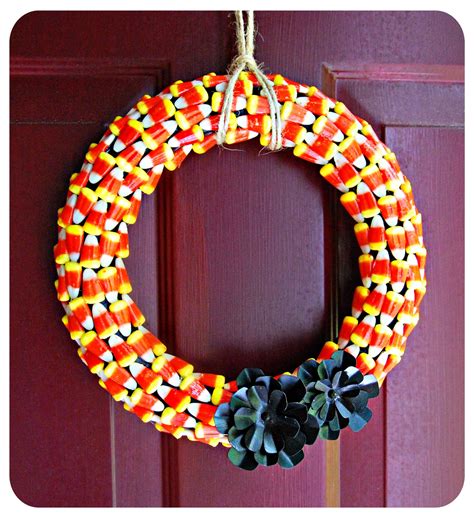 Blushing Bee By Me: Halloween Wreath ..DIY Craft..