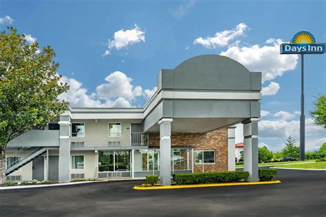 Days Inn by Wyndham Clarksville TN | Clarksville, TN Hotels