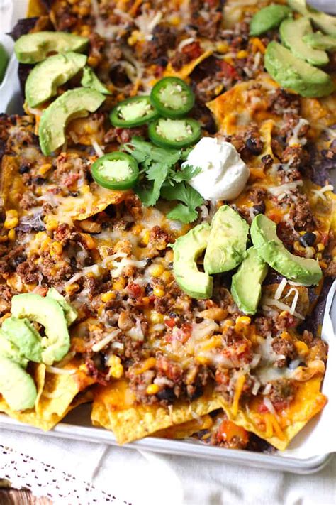 Beef and Bean Nachos - SueBee Homemaker