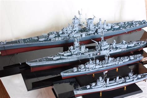 1/350 USS Alaska Large cruiser | Model warships, Warship model, Model ...