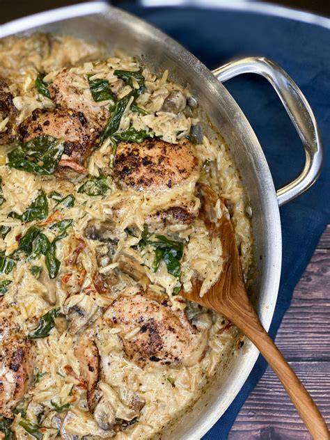 One pan chicken with sun-dried tomatoes, spinach and mushroom orzo ...