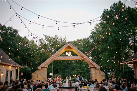 The Top 18 Outdoor Wedding Venues in Indiana