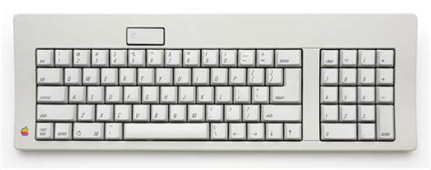 keyboard — 棒状のエンターキーが付いたキーボードを何と呼びますか？