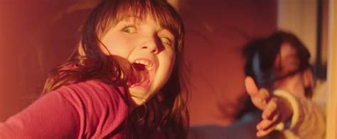 Poltergeist new trailer pays homage to the original - SciFiNow