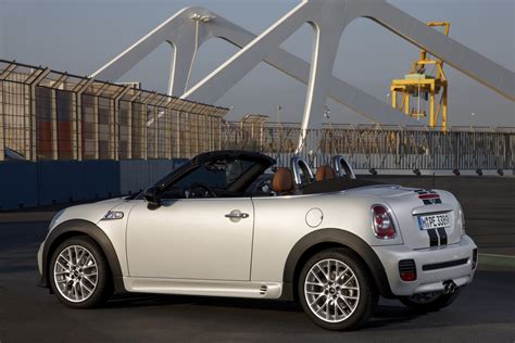 MINI Cooper Roadster Unveiled - autoevolution