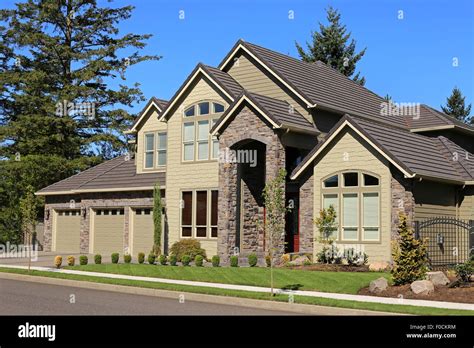 Beautiful Family Home in Suburban Neighborhood Stock Photo - Alamy