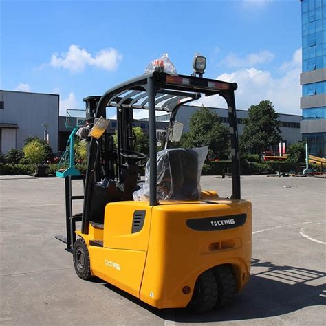 China 3 Wheel Small Eletric Powered Forklift Manufacturers - Good Price - LTMG