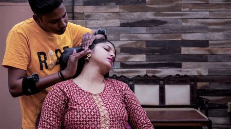 She had Neck Cracking for the First time | Indian Massage - Win Big Sports