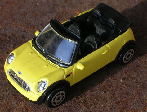 File:Majorette BMW Mini Cooper.jpg - Wikipedia, the free encyclopedia