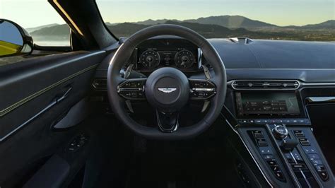 2025 Aston Martin Vantage revealed with huge power boost, spicier style