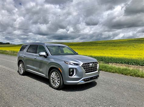 First Drive: 2020 Hyundai Palisade | TheDetroitBureau.com