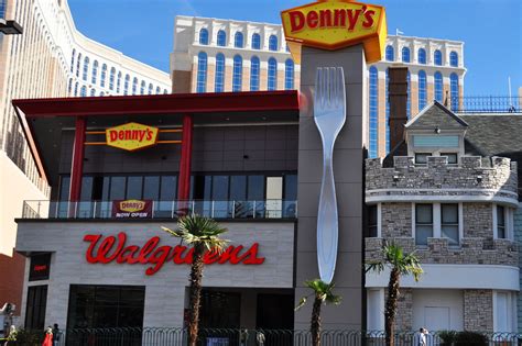 Nation's No. 1 Denny's Reopens On The Strip - Eater Vegas