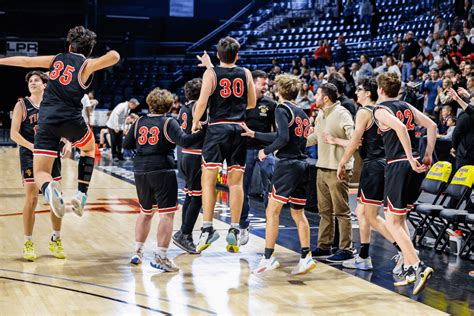 Denver Jewish Day School Basketball Team takes top state honors - JEWISHcolorado