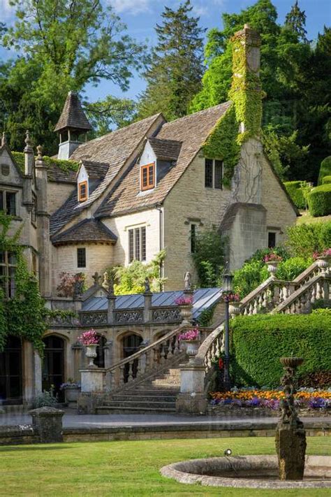 Castle Combe Cotswolds - Puzzle Factory