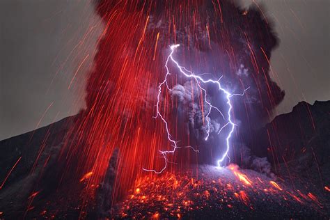 Insane Volcanic Lightning | King Of All Geeks