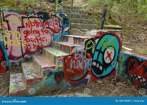 Graffiti stairs editorial photography. Image of steps - 198178587