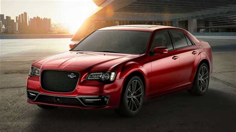 2023 Chrysler 300C Debuts With 485-HP V8 For Sedan's Final Year