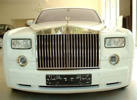 Stuart Hughes Rolls Royce Phantom Solid Gold - Stuart Hughes