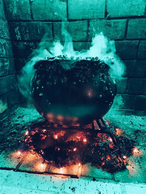 How to Make a Witch's Cauldron