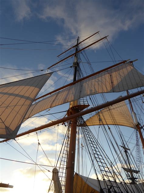 1800 Sailing Ship Masts Free Stock Photo - Public Domain Pictures