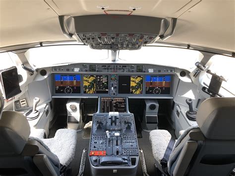 Airbus Introduces the A220-100 and A220-300 - Airline Suppliers