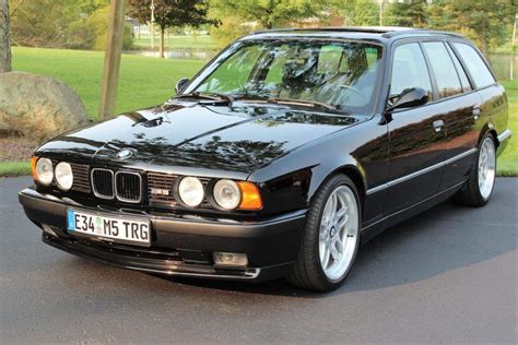 Modified 1992 BMW 525i Touring 5-Speed | Bmw, Touring, Bmw m5 touring