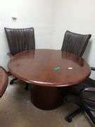 Round Conference Room Table With 4 Chairs - Trice Auctions