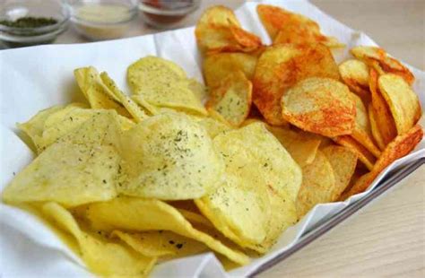 Potato Wafers Recipe - घर में आलू के वेफर्स बनाना है बहुत आसान ...