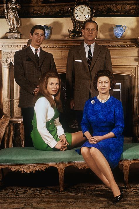 These Portraits Show How Much the Royals Changed Through the Years ...