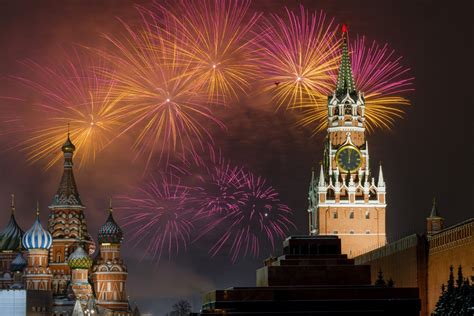 Colorful New Year Fireworks Despite Global Gloom | Al Bawaba