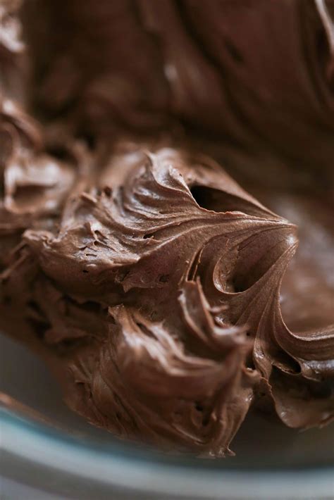 Super Easy Chocolate Frosting Recipe - Lauren's Latest