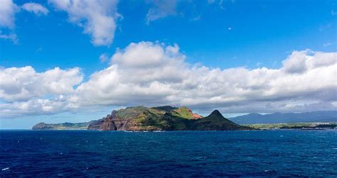 Exploring Niihau, The 'Forbidden' Hawaiian Island Where Outsiders Aren't Allowed