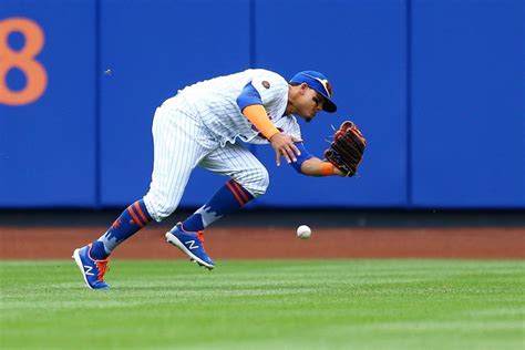 Seeking: A Center Fielder – 90 Percent Mets